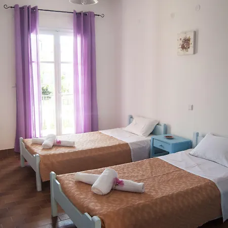 Maria's 4* Kavos