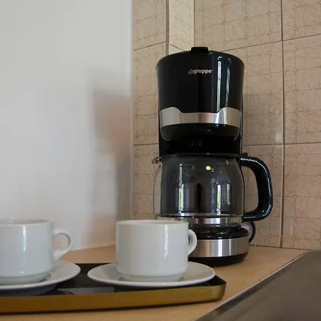 Ξενοδοχείο με διαμερίσματα Maria's