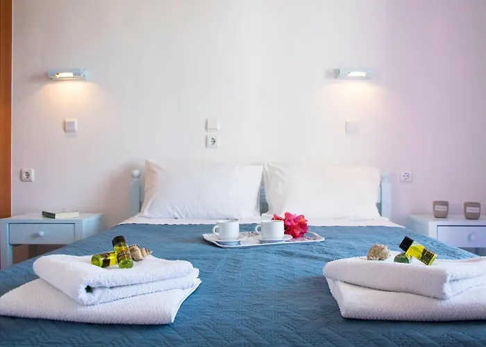 Maria's Apartahotel 4*