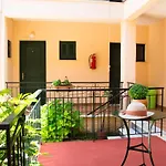 Maria's Hotel apartamentowy 4*